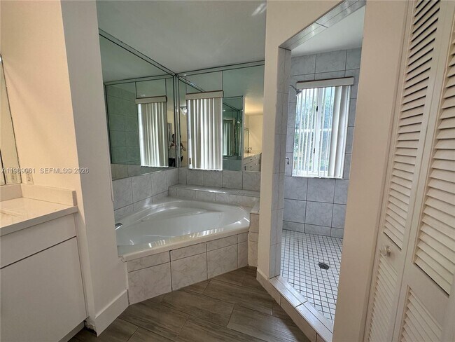 Building Photo - 14832 SW 104th St