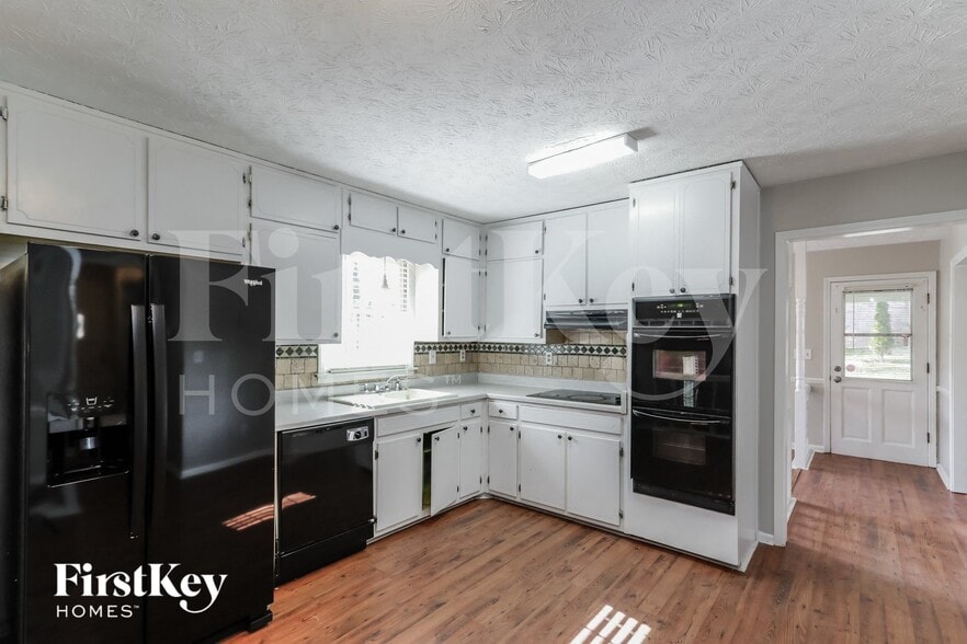 Building Photo - 1459 Ridgeland Ct SW