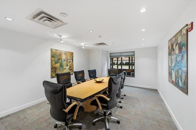 Building Photo - 330 Las Colinas Blvd E