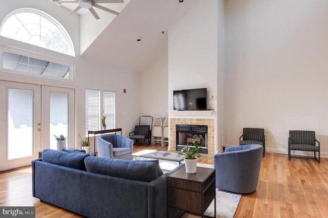 Building Photo - 3313 Wyndham Cir