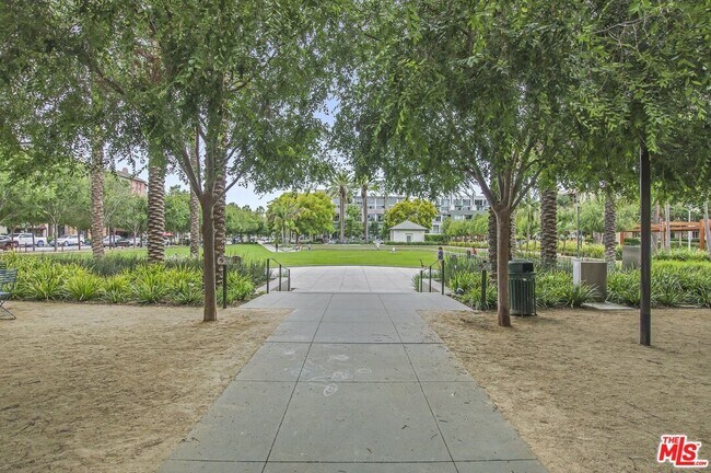 Building Photo - 6030 Seabluff Dr