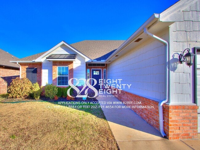 Building Photo - **COMING JANUARY 2ND!!!** STUNNINGLY BEAUTIFUL SPACIOUS 5 BED/3 BATH HOME IN ST JAMES PARK!