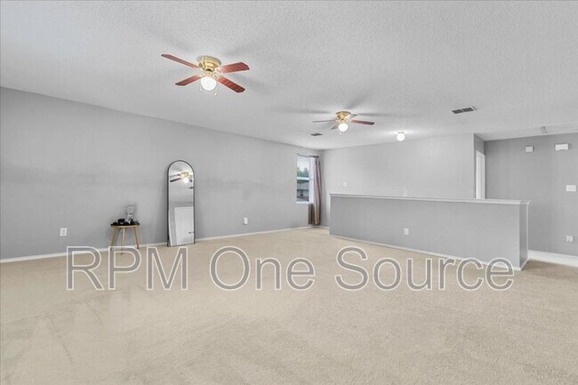 Building Photo - 5401 Pandale Valley Dr