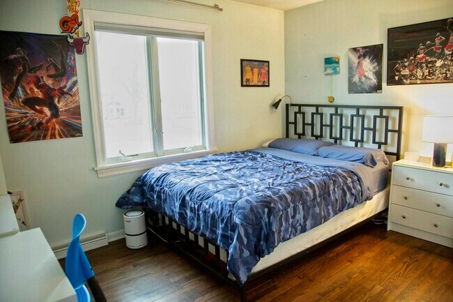 Building Photo - 2S316 Arrowhead Dr