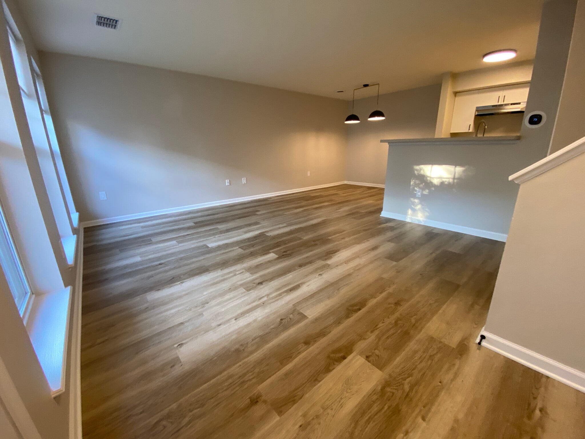Living space. New floor. - 2989 Holborn Cir