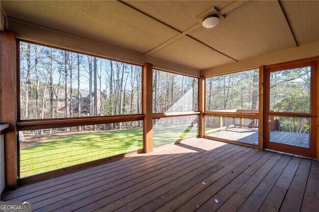 Building Photo - 4800 Grants Way NE