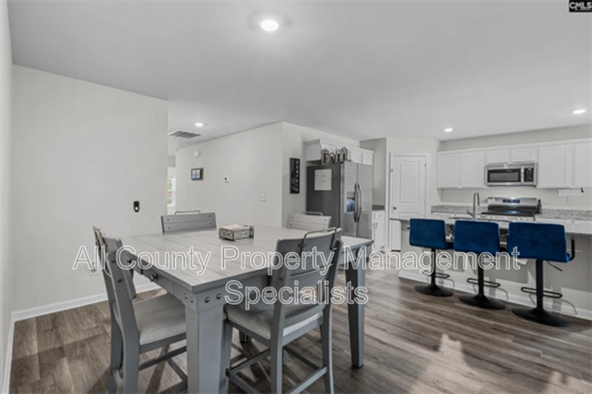 Building Photo - 21 Yellow Kelp Ct