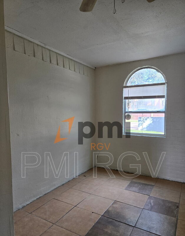 Building Photo - 1608 Norma Ln