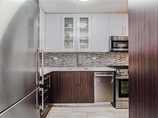 Building Photo - 458 Neptune Ave