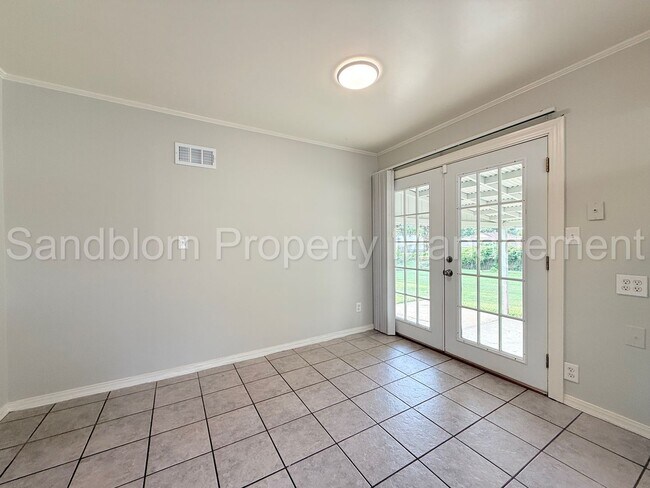 Building Photo - For Lease | Midtown Tulsa | Available Now!