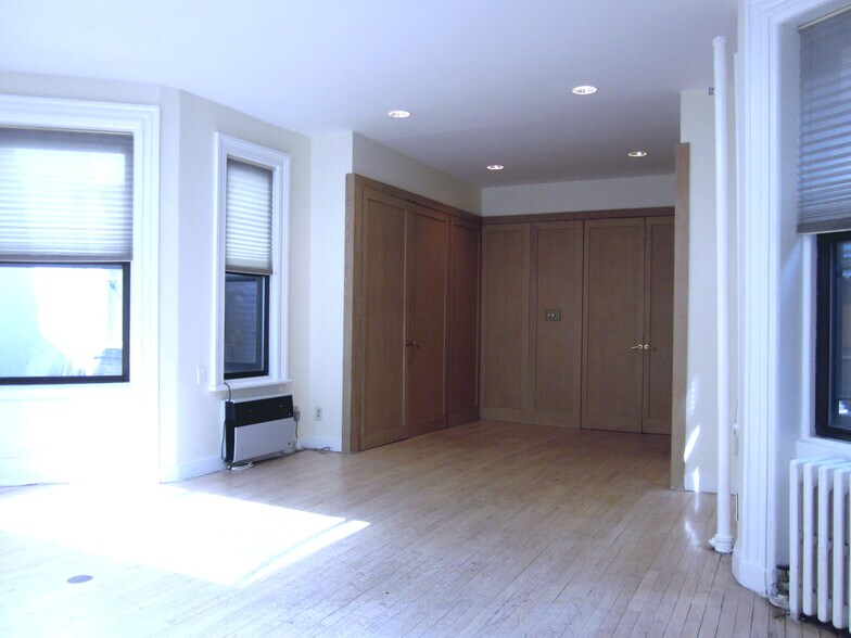 LIving/Dining - 127 West 56th Street