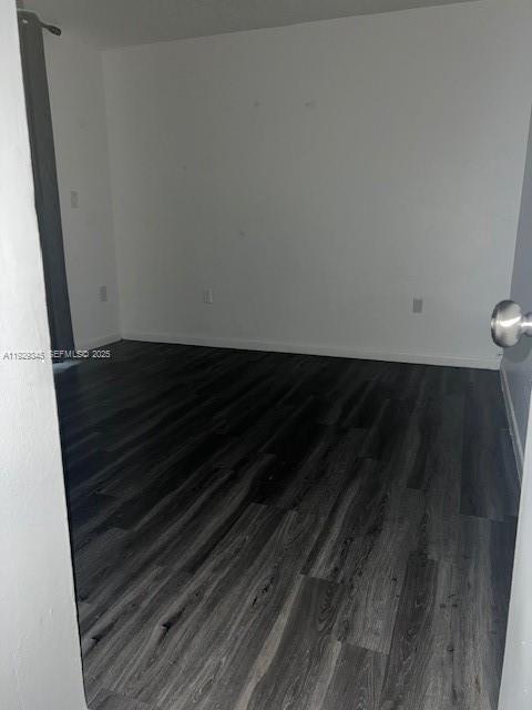 Building Photo - 10000 NW 80th Ct