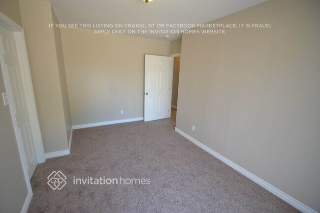 Building Photo - 2303 W 75th St