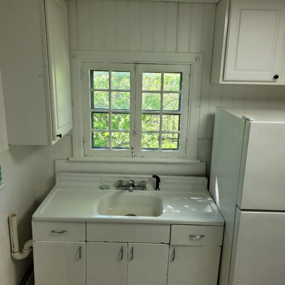 Building Photo - 231 A South Prospect St