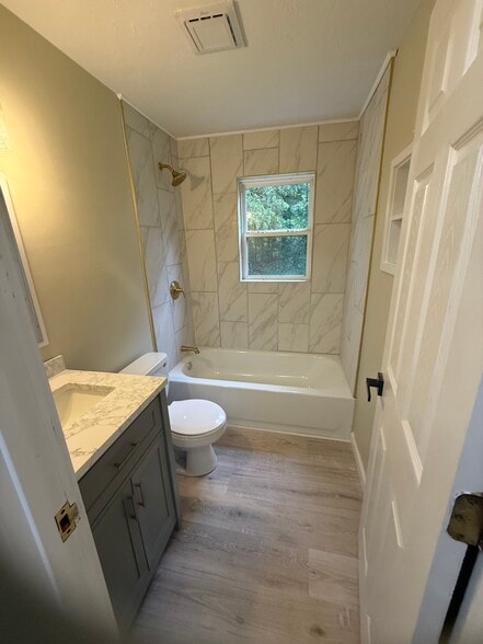 Building Photo - 241 Hamrick Dr