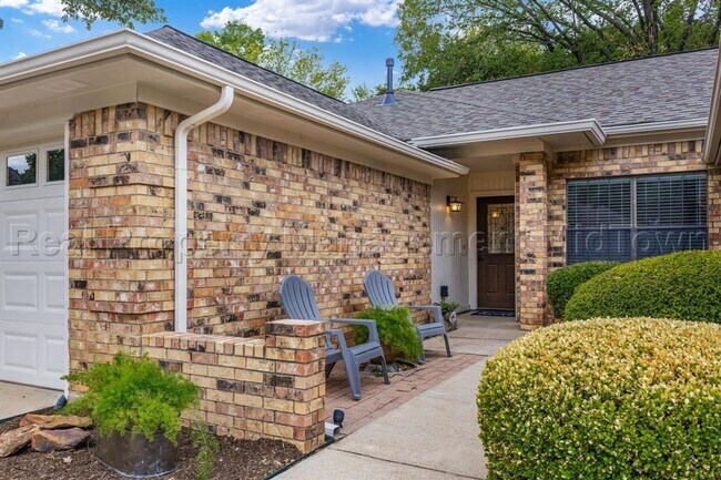 Building Photo - 5104 Andalusia Trail