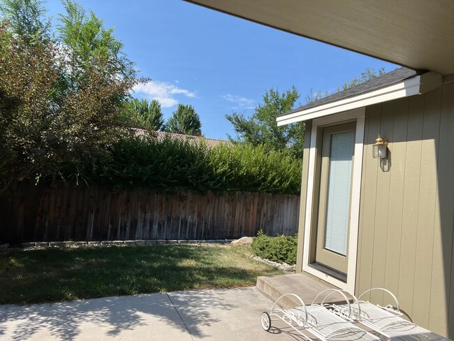 Building Photo - beautiful home in Minden