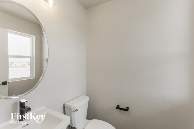 Building Photo - 10297 Luneth Dr