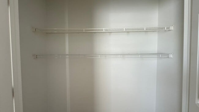 Building Photo - 4101 Blue Lick Ct
