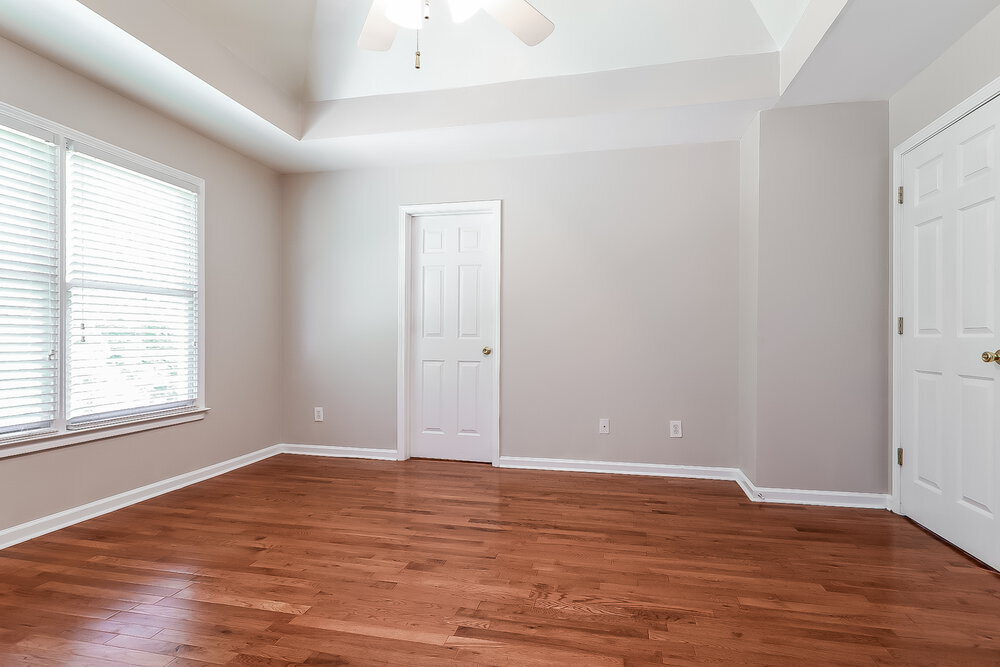 Building Photo - 2965 Lenora Springs Dr