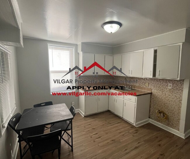 Building Photo - 3743 Adams St