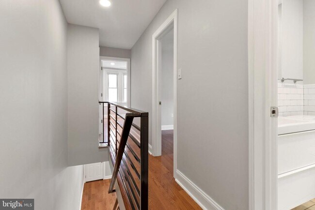 Building Photo - 1602 S LeCount St