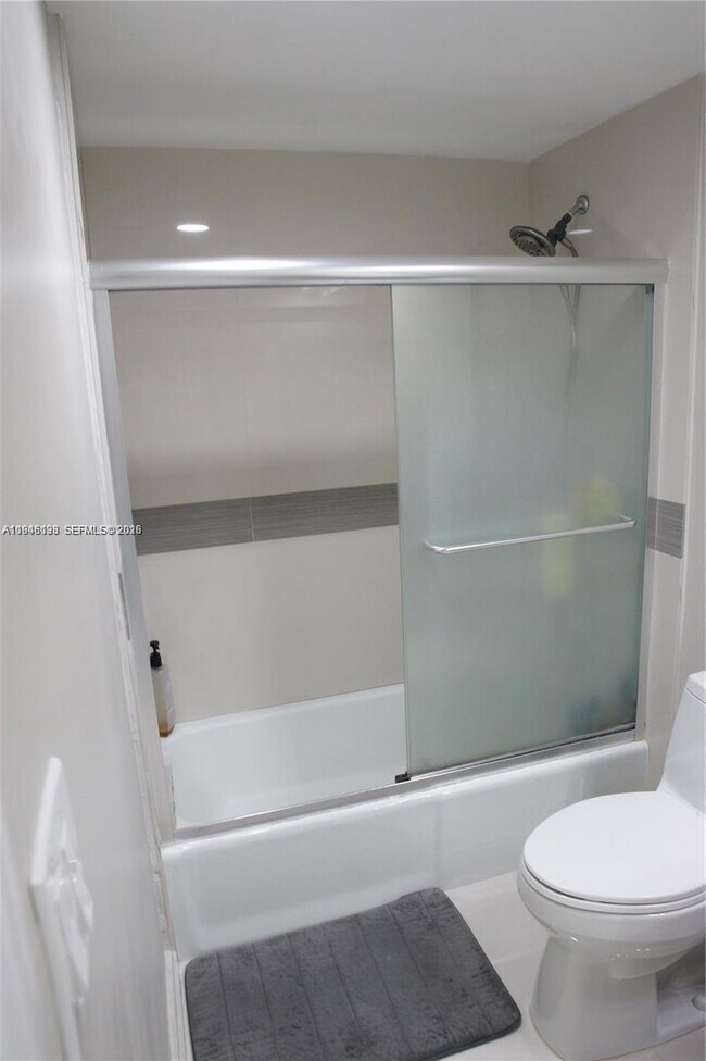 Building Photo - 19390 Collins Ave