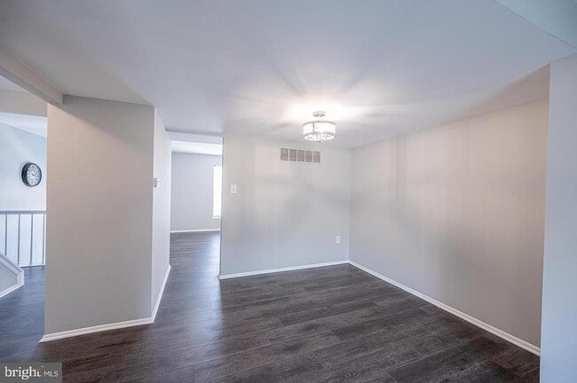 Building Photo - 10716 Cordage Walk