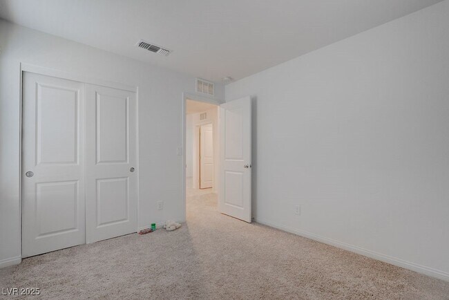 Building Photo - 4603 Sapphire Crst Ave