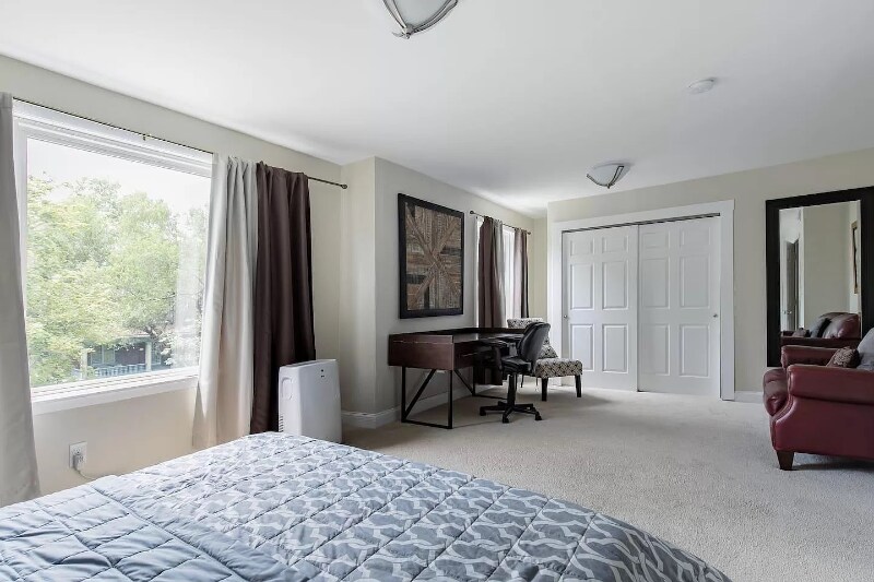 Building Photo - 6135 Washington Blvd