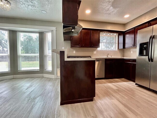 Building Photo - 1808 Sleepy Creek Way