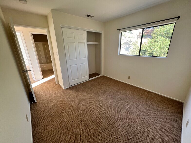 Bedroom 3 - 3161 Weldon Ave