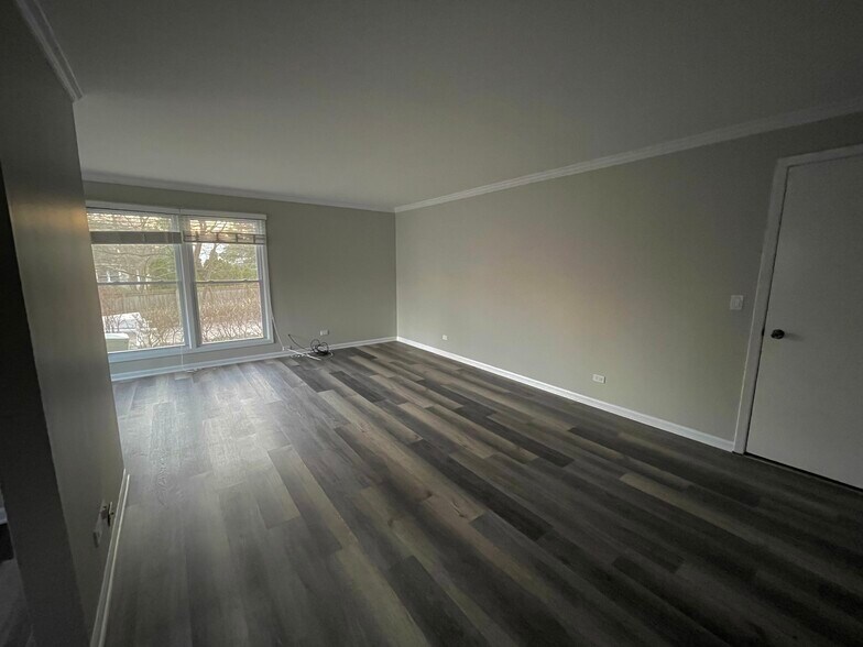 Building Photo - 837 Garfield Ave