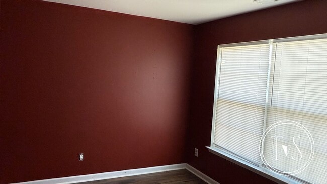 Building Photo - RATE DROP ALERT! (was $3000/month) and SUM...