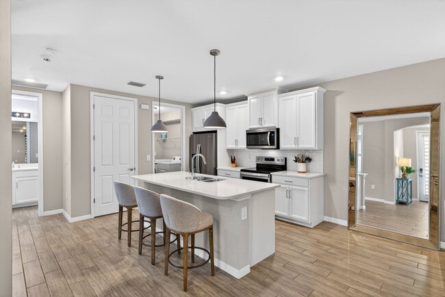 Building Photo - 14567 Edgewater Cir