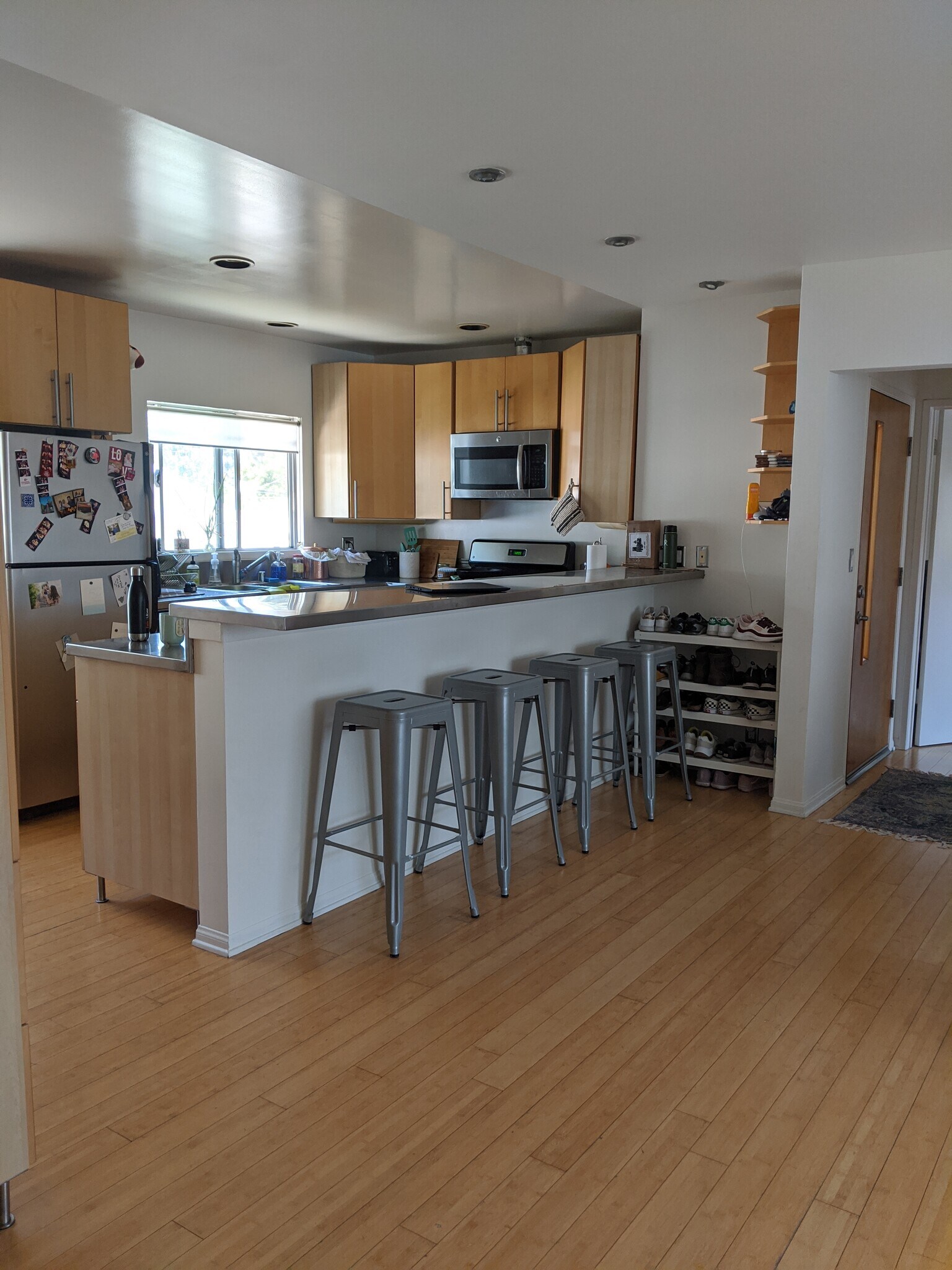 Building Photo - 3412 Helms Ave