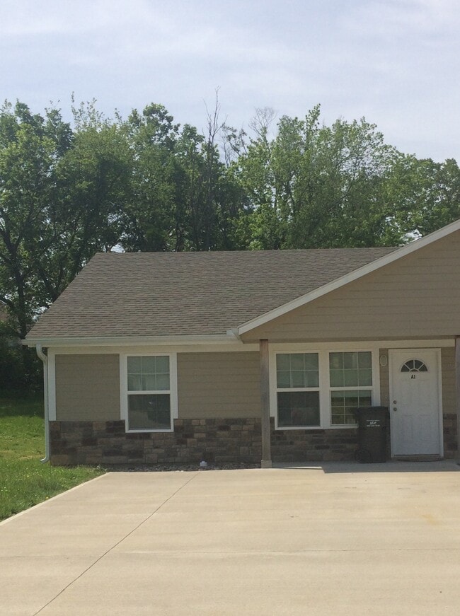 610 W Market St 610 W Market St Warrensburg MO 64093 Apartment Finder