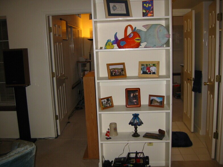 Building Photo - 4883 White Rock Cir