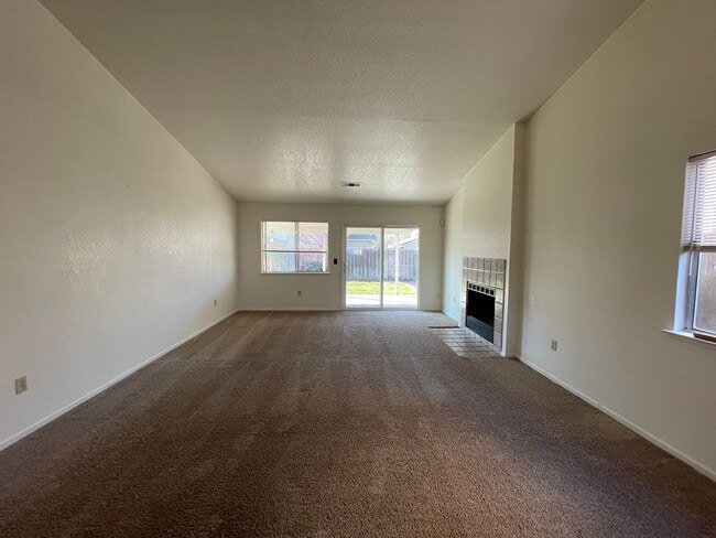 Building Photo - 441 N McClure Rd