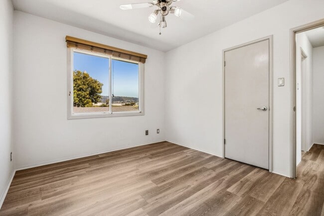Building Photo - 1618 Fernside Blvd