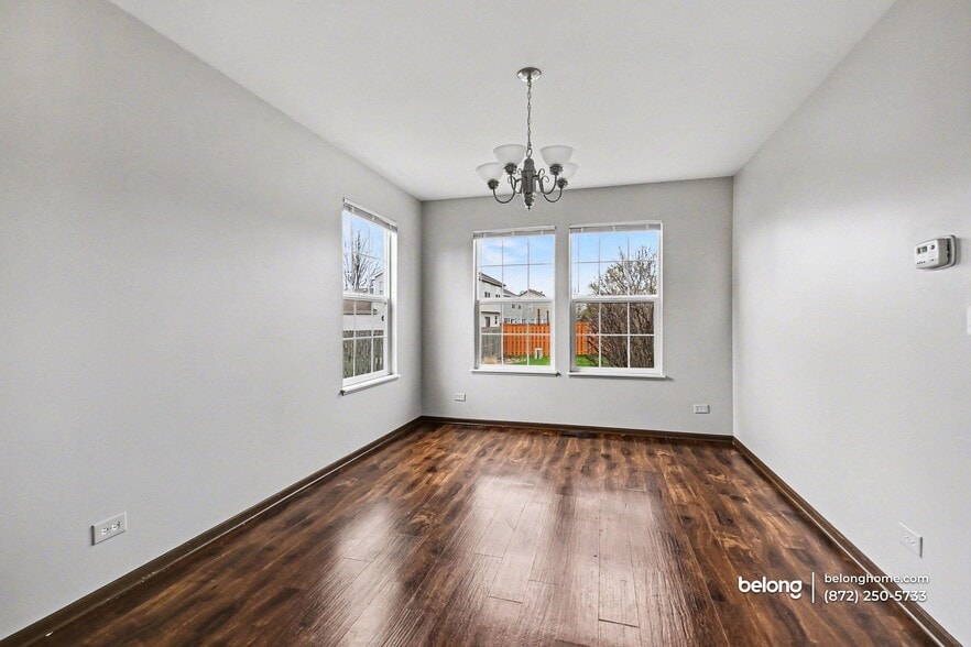 Building Photo - 631 Yoakum Blvd