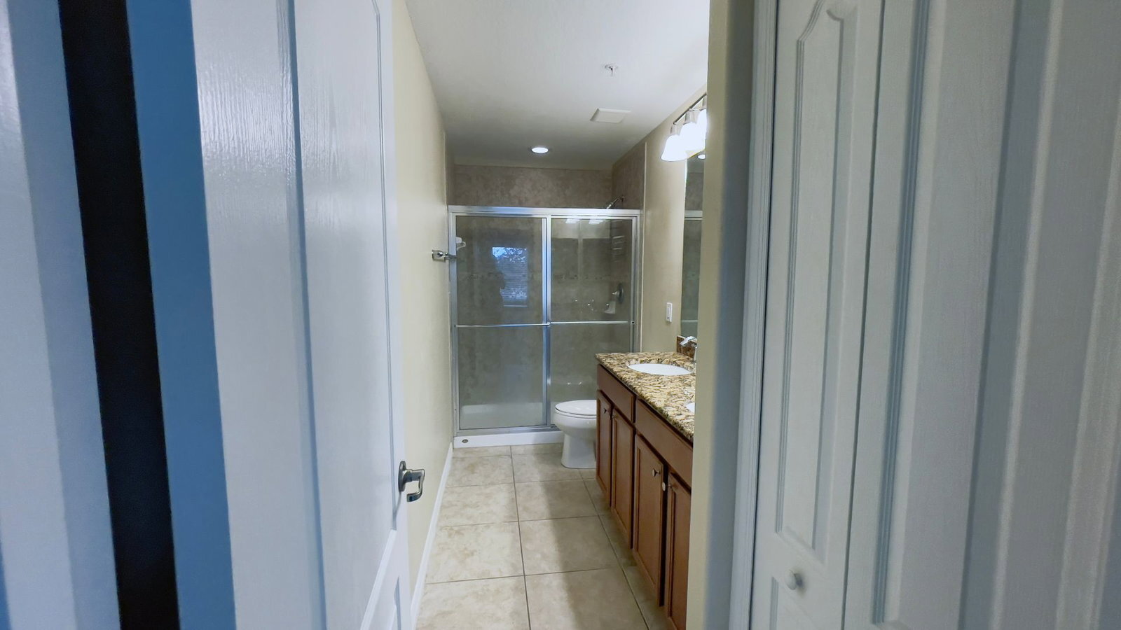 Building Photo - 3903 Oakington Pl