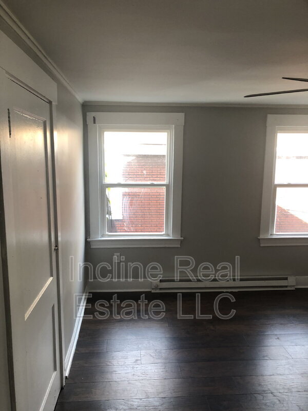 Building Photo - 526 Ohio Ave