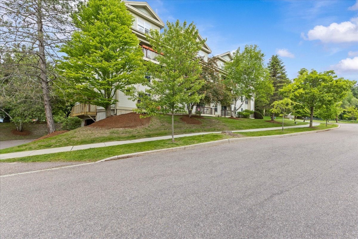 Outside - 340 Hildred Dr
