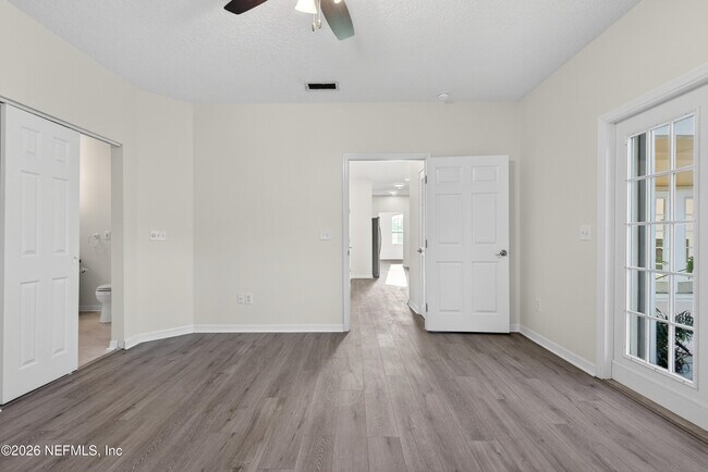 Building Photo - 430 Marsh Point Cir