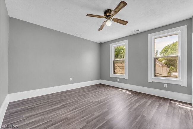 Building Photo - 3271 W 43rd St
