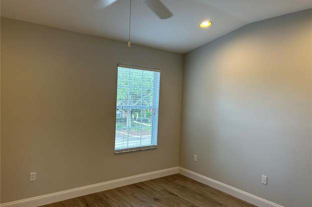 Building Photo - 15661 Stable Run Dr