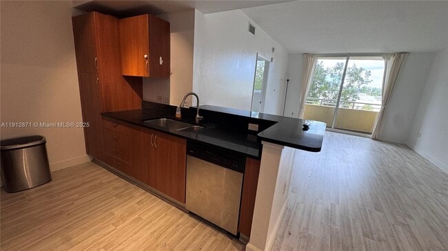 Building Photo - 18800 NE 29th Ave