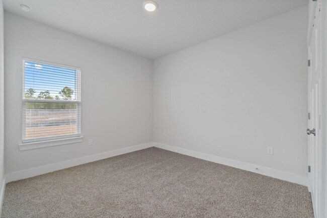 Building Photo - 6616 Forest Bay Ave