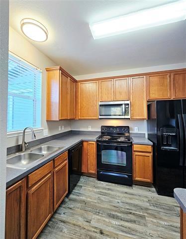 Building Photo - 10736 Traymore Dr